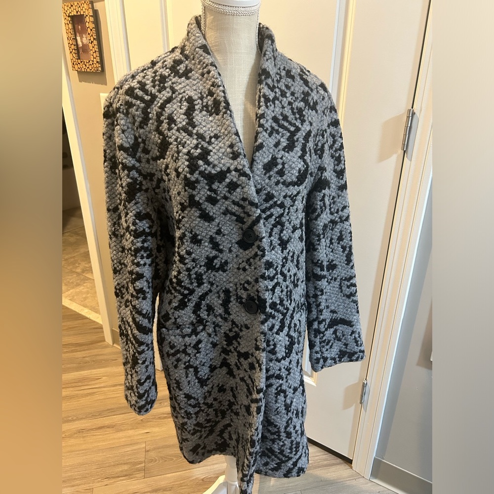 Women’s Coat - Banana Republic - Large / never worn